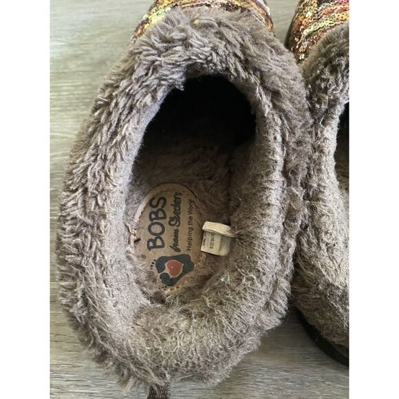 Bob’s from Skechers Gold sequin sparkle Faux Fur Trim slippers size 5 - Picture 5 of 11